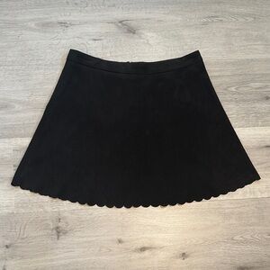 CLUB MONACO women's faux suede scallop hem mini skirt 10